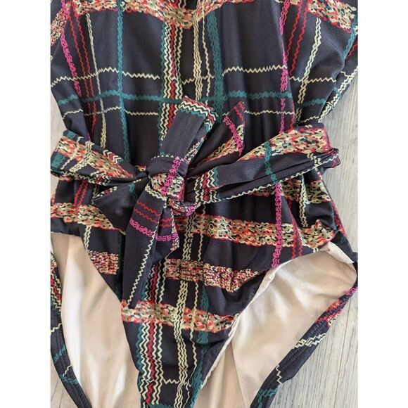 Hermoza Halle One Piece Plaid Swimsuit Women's size 10 black modest - Picture 4 of 10